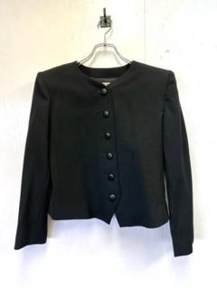 美品 イヴ・サンローラン ブラック ノーカラージャケット Yves Saint Laurent - イヴサンローラン 黒 セットアップ 38