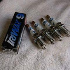 NGK レーシングスパークプラグ IRIWAY 9