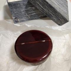 茶道具　塗師　安田春仁造　黒漆　老松茶入　仕覆付　共箱　V　7437 sd1_7a8be408ea155f66920db2e325