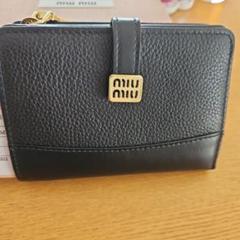 MIU MIU ブラック 二つ折り財布