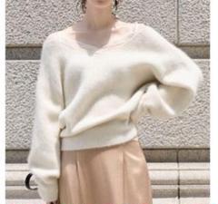 【新品未使用】FRAY.I.D レーストリムプルオーバー アイボリー FRAY I.D（フレイアイディー）の「レーストリムプルオーバー