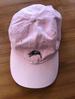 Stussy ピンクキャップ