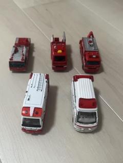 トミカ 緊急車両 ② 132台セット 廃盤 警察 消防 救急 海保 自衛隊 海外 TOMICA Dispatch! Emergency Vehicle Set | TOMICA Gift Set