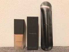 未使用品THREEファンデーション203とファンデーションブラシ〈ケース付き〉