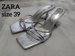 ZARA シルバー サンダル　サイズ39