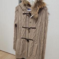 ベージュ ケーブル編み ダッフルコート　BURBERRY　BLUE LABEL ベージュ ケーブル編み ダッフルコート BURBERRY BLUE LABEL