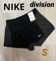 NIKE ナイキ　ディビジョン　ウィメンズ　ランニング　ショートパンツ