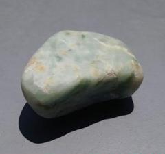 糸魚川翡翠原石 海石