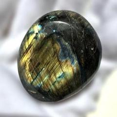 キラキラ輝く 天然ラブラドライト 癒しの小さな宝石お守り 浄化置物 幻想的3.