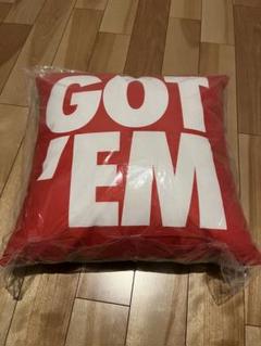 GOT’EM ゴッテム　クッション　赤黒