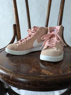 Nike ピンク ハイカットスニーカー、スニーカー、バスケットシューズ、靴