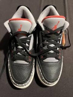 Nike Air Jordan 3 ブラック/グレー/レッドのサムネイル