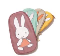 最高の品質 新品☆イビザリボンチャーム＋マトリョーシカ風ポーチ アクセサリー