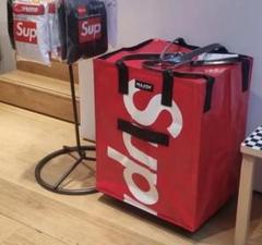 シュプリーム x ハルケン ローリング トート バッグ・レッド\" Supreme Hulken Rolling Tote Bag Red - FW24 - US