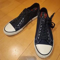 TOYS RUBBER & CO. rhyme(s)　スニーカー　韻　黒