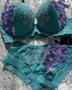 Wacoal - ラテンビューティ♡サルート♡新品♡タンガ♡ソング♡M
