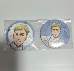 進撃の巨人　ホワイトコーデ　缶バッジ　エルヴィン