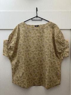 新品タグ付　マーブルシュッド　ボートネック　スワン刺繍　ブラウス　半袖 新品タグ付 マーブルシュッド ボートネック スワン刺繍 ブラウス