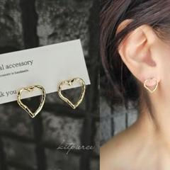 No.371 ミニハート♡ゴールドチタンピアス 華奢