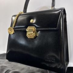 【美品】ヴェルサーチ ミニボストン クロコダイル型押し レザー 黒 メデューサ 美品】ヴェルサーチ ミニボストン クロコダイル型押し レザー 黒