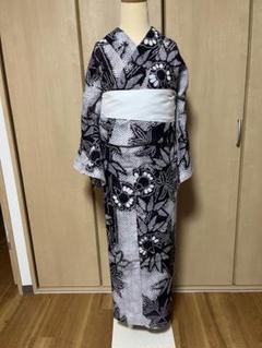 98,000円 有松総絞り浴衣　 バラお花柄が個性的でモダン 98,000円 有松総絞り浴衣 バラお花柄が個性的でモダン