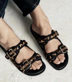 ☆ドイツ発*ZARA*新作*本革レオパードサンダル/FR☆ ZARA 本革 アニマル柄 レオパード レザー フラット サンダル 35
