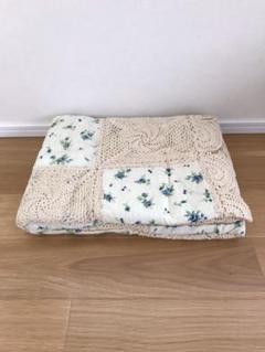 【新品】ブリスクフラワーパッチワーク ベッドカバー ソファカバー