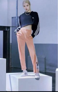 限定セール中 BLACKPINKロゼ着用adidas アディダス アディ