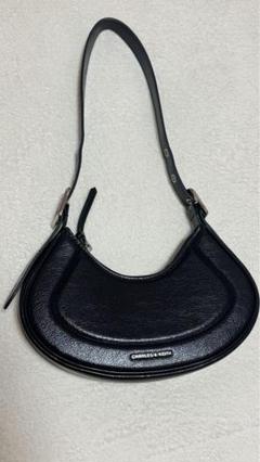 【未使用】CHARLES & KEITHカゴバッグ ブラック×ベージュ A4可 2025年最新】charles & keith バッグ 黒の人気アイテム - メルカリ