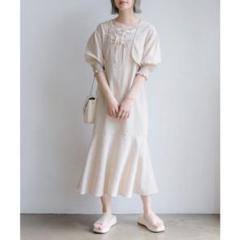 【出品8/17まで】RETORO GIRL ボレロSETキャミワンピ ベージュのサムネイル