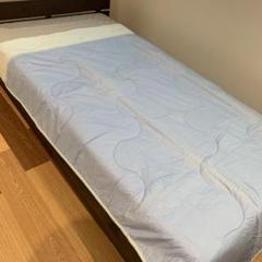 新品　ダブルドライアイス　キルトケット　吸水速乾　濃いブルー　150×200cm