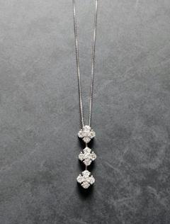 K18WGダイヤモンドトリロジーネックレス　計1.0ct　鑑別書有　松坂屋 K18WGダイヤモンドトリロジーネックレス 計1.0ct 鑑別書有