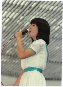 河合奈保子 超大判 B4相当 生写真 15 河合奈保子 超大判 B4相当 生写真 15