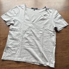 GUCCI ライトグレー Vネック 半袖Tシャツ