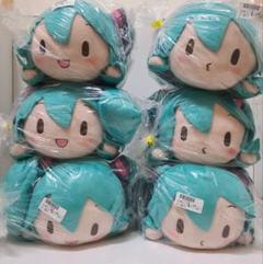 超安い 初音ミクシリーズ ふわぷち 寝そべりMぬいぐるみ 初音ミク 笑顔 ぬいぐるみ・マスコット