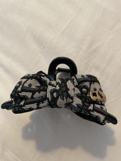 美品 ディオール Dior EVOLUTION ヘアクリップ 箱付き 美品 ディオール Dior EVOLUTION ヘアクリップ 箱付き