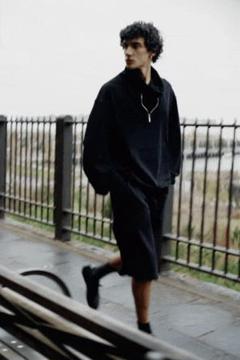 ヘルムートラング pre fall 24 ファンネルネックスウェットシャツ xs m42374462330_1.jpg?1747064369