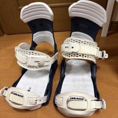 希少 キッズ DRAKE LF スノーボードビンディング XS ホワイト 公式】DRAKE(ドレイク) スノーボード・ビンディング 2022-23