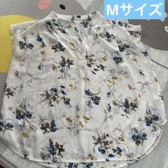 vis ブラウス　Mサイズ　花柄　　Ｖネックスタイル　翌日発送のサムネイル