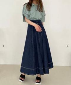 マジェスティックレゴン デニム フレアスカート Sサイズのサムネイル