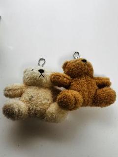 クマ型ぬいぐるみキーホルダー2個セットのサムネイル