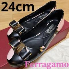 Salvatore Ferragamo フラットシューズ 黒/ピンク/花柄