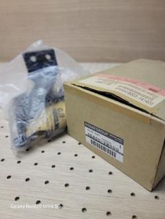 日産純正部品 バルブロードセンシング キャラバン46400-VW000 OEM 46400-VW000 Brake Load Sensing Proportioning Valve For