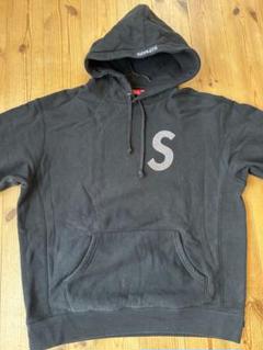 Supreme シュプリーム パーカー 黒 S 3303324M0022 楽天市場】シュプリーム 黒 パーカーの通販