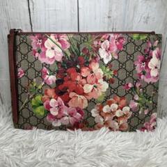 GUCCI GGスプリーム　フラワー　花柄　セカンドバッグ　クラッチバッグ　赤