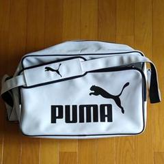 PUMA プーマ エナメルスポーツバッグ