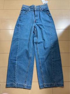 新品タグ付き　LEPSIMレプシィム ウエストキリカエデニムパンツM