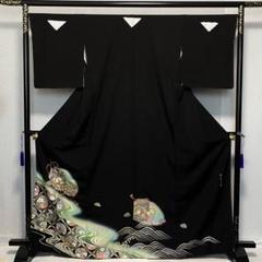 D69 黒留袖 華舞衣 金駒刺繍 桐紋 正絹 着物 しつけ糸付き未使用