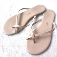 【極美品】ティキーズ (24) トングサンダル フラット レザー 本革 定番 楽天市場】サンダル TKEES tkees ティキーズ 靴 シューズ