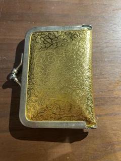 金色の裁縫セット